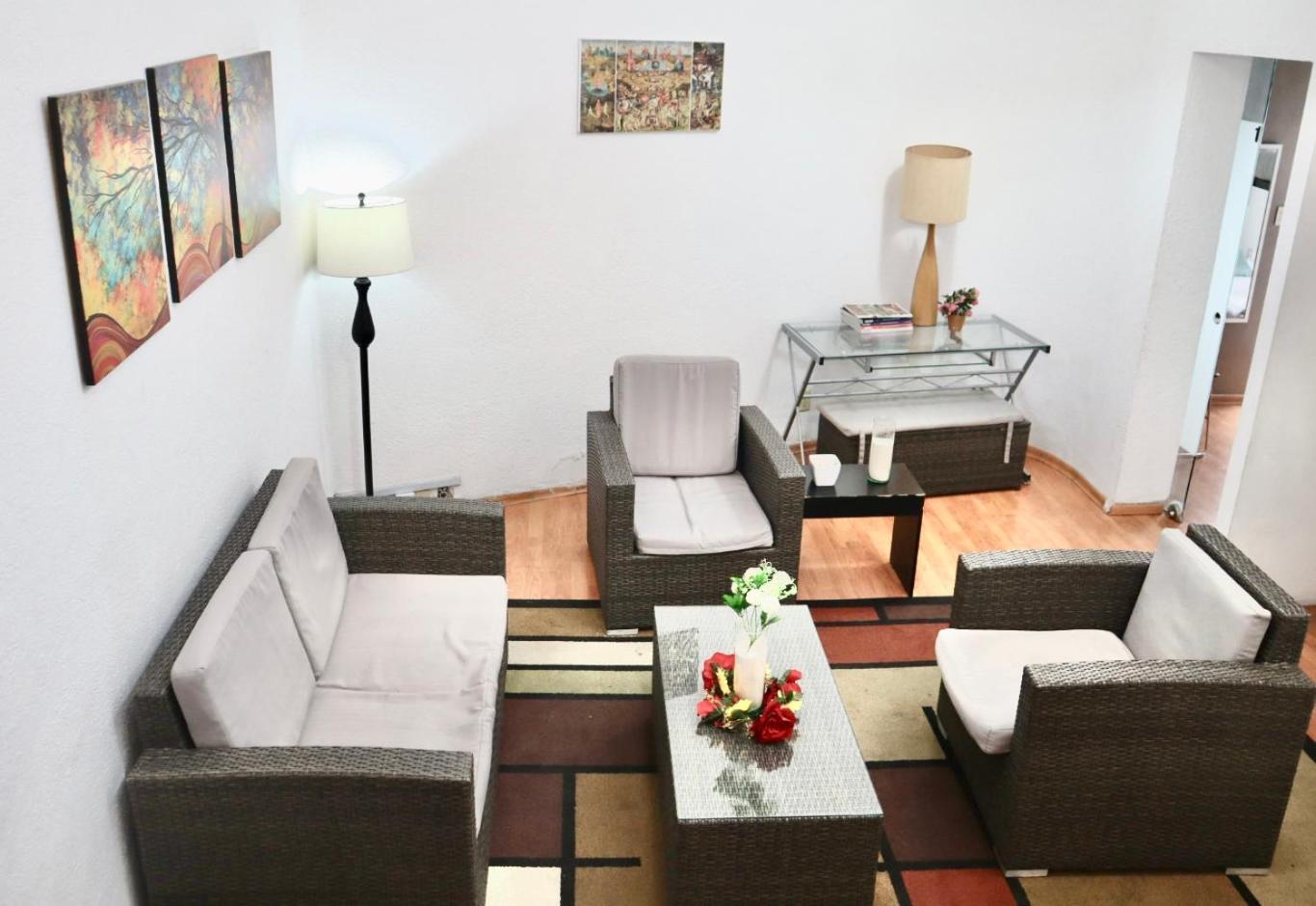 Hostel Location Ideal Viajeros Polanco Mexico City